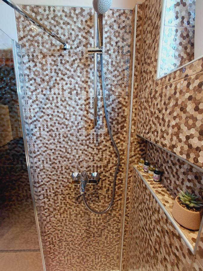 Room And Apartments Antea Ρόβινι Εξωτερικό φωτογραφία