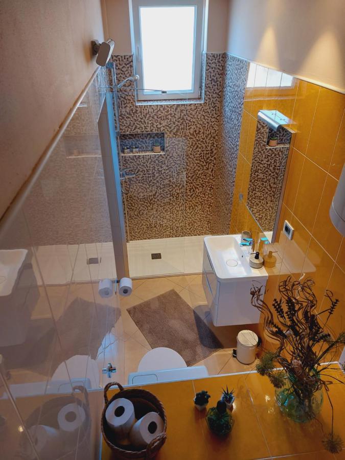 Room And Apartments Antea Ρόβινι Εξωτερικό φωτογραφία