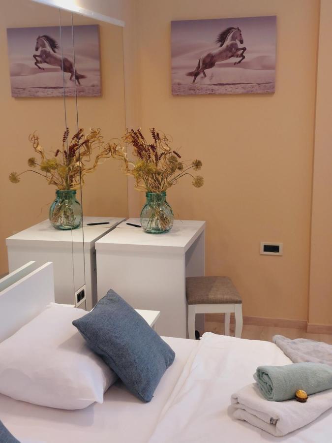 Room And Apartments Antea Ρόβινι Εξωτερικό φωτογραφία