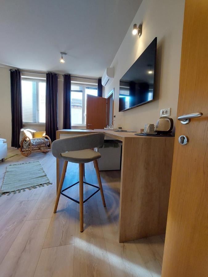 Room And Apartments Antea Ρόβινι Εξωτερικό φωτογραφία